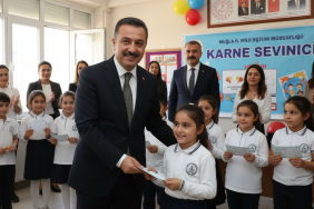 Vali-Dr.-Idris-Akbiyik-Muglada-Karne-Dagitim-Torenine-Katildi-gemini